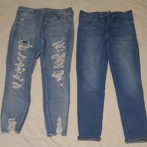 American Eagle Outfitters Light and Dark Blue Skinny Jeans